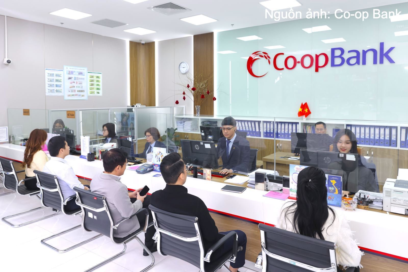 Phê duyệt hỗ trợ 5.000 tỷ đồng tăng vốn Ngân hàng Hợp tác xã 