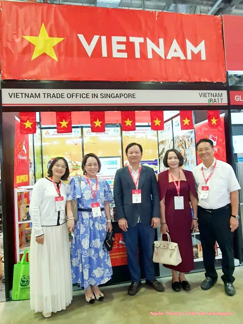 Thương mại Việt Nam - Singapore tăng trưởng mạnh nửa đầu năm 2026
