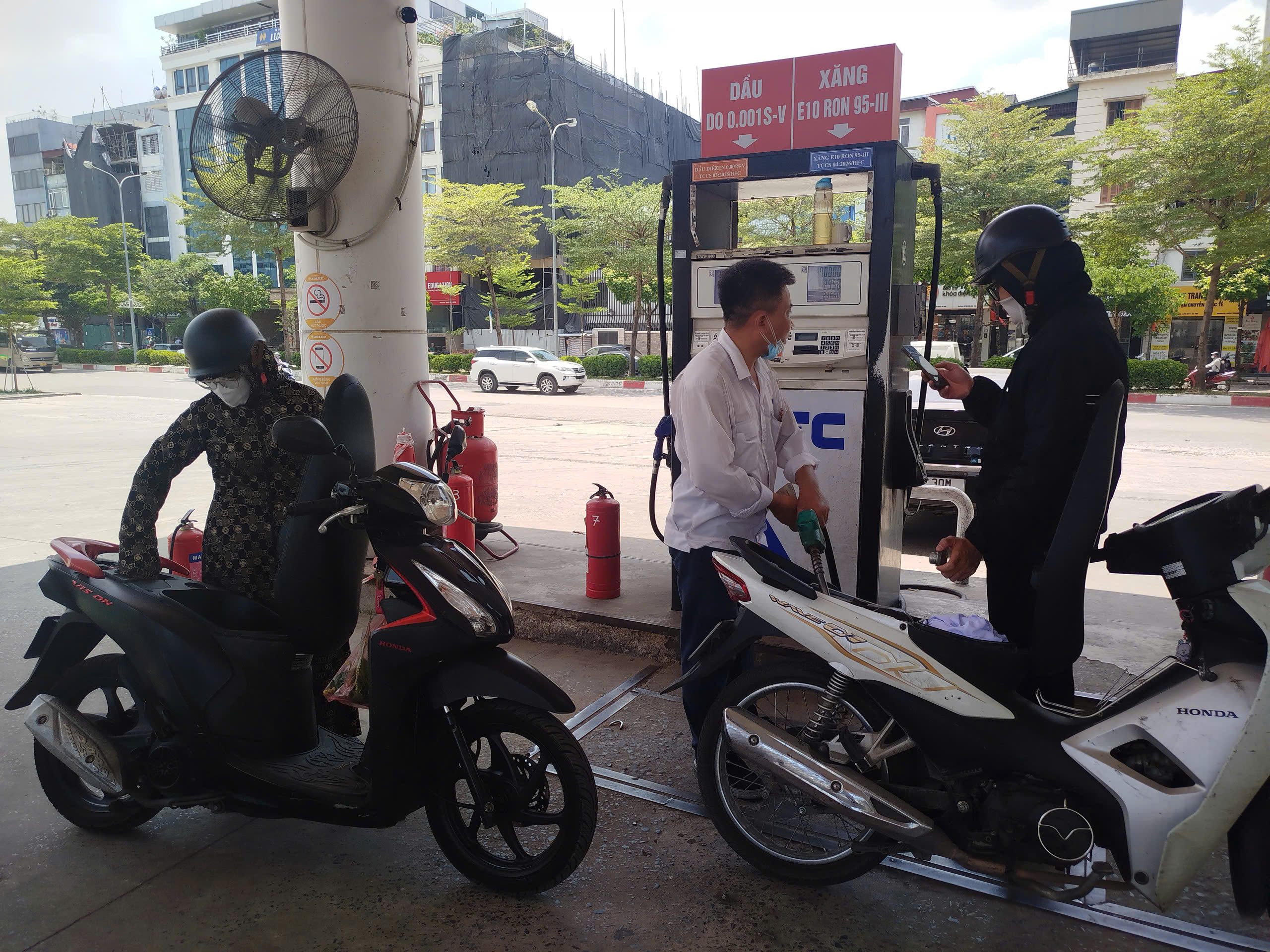 Hà Nội tăng cường kiểm tra, giám sát chất lượng xăng sinh học E10