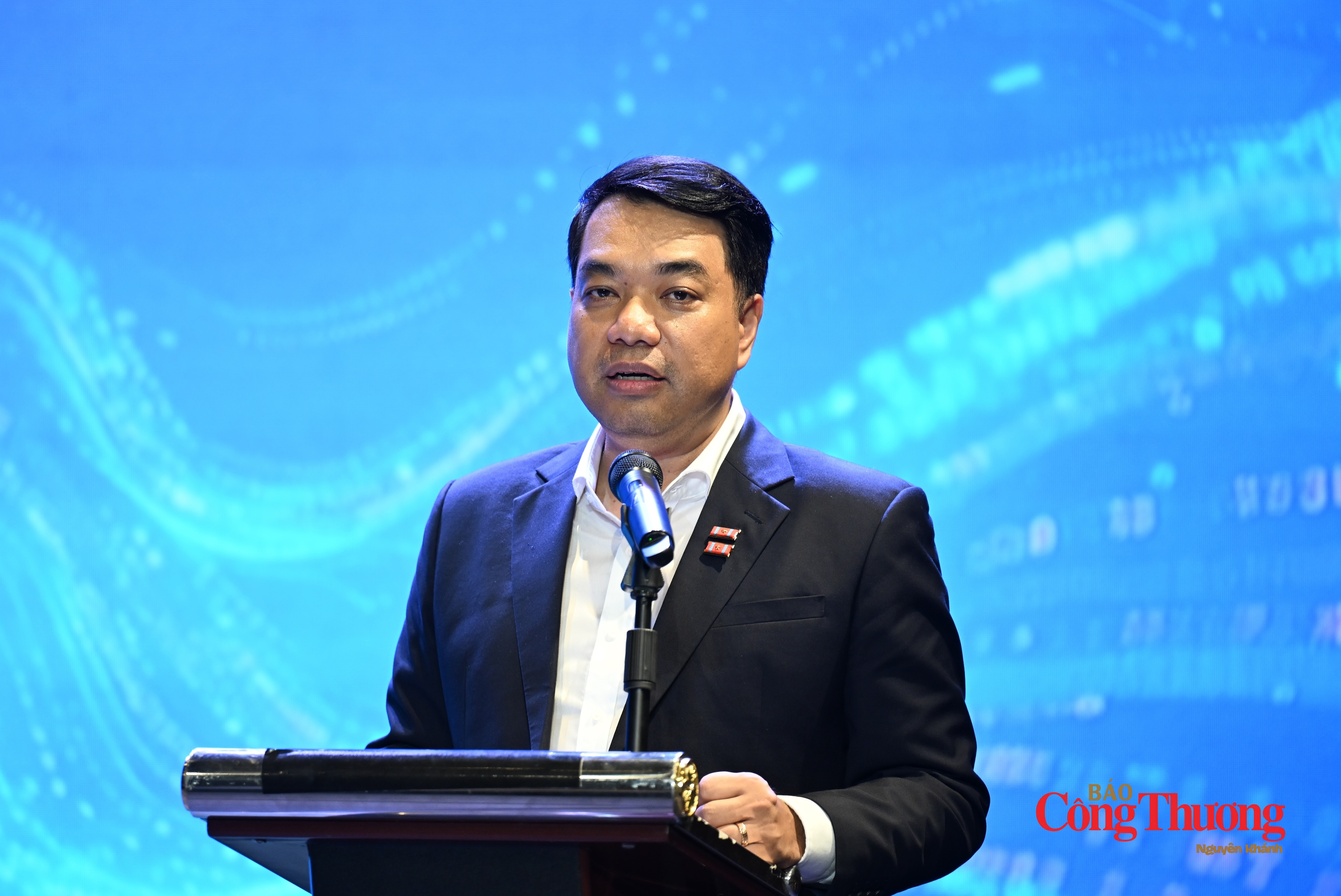 TS. Mạc Quốc Anh, Phó Chủ tịch kiêm Tổng Thư ký HANOISME, Trưởng Ban Tổ chức diễn đàn.