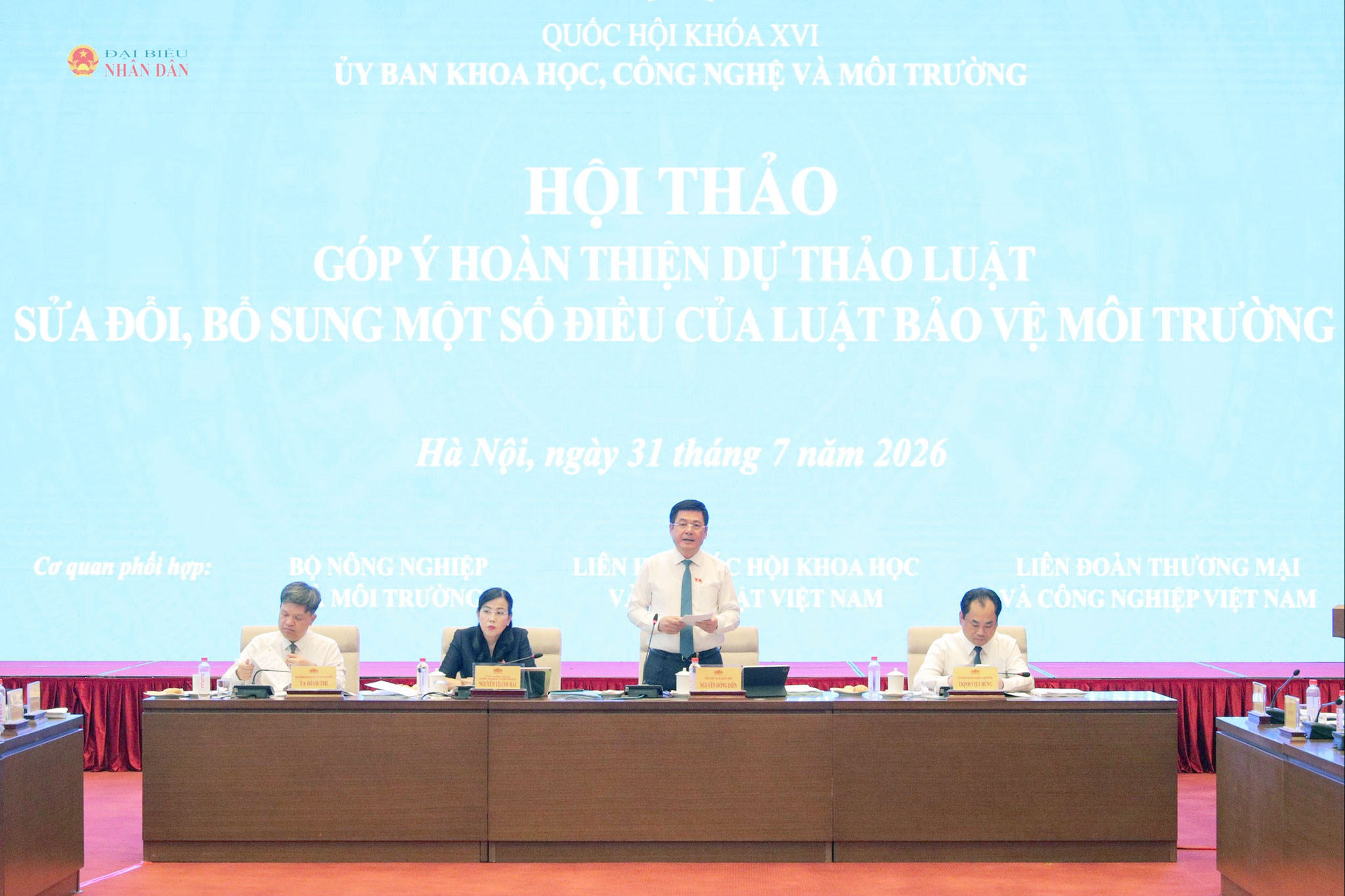 Hoàn thiện Luật Bảo vệ môi trường để huy động nguồn lực phát triển