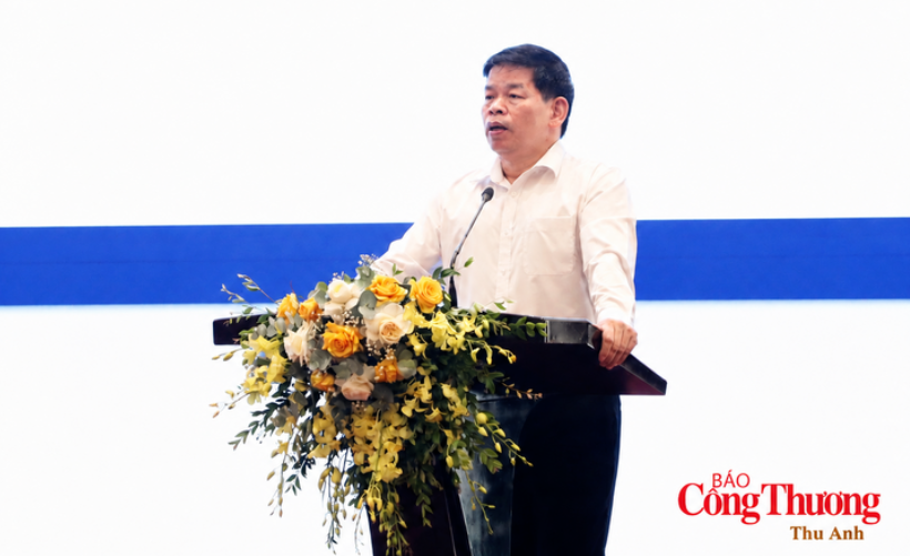 Giám đốc Sở Giáo dục và Đào tạo Hải Phòng Lương Văn Việt.