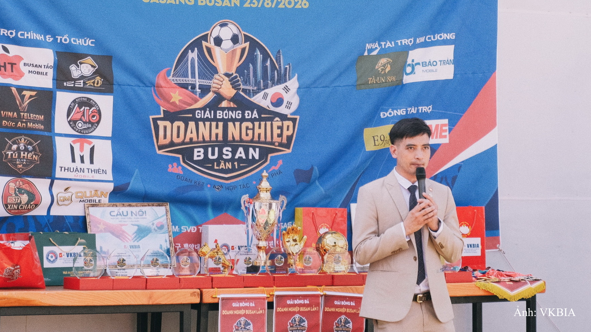 Giải Futsal Doanh nghiệp Busan kết nối cộng đồng Việt Nam tại Hàn Quốc