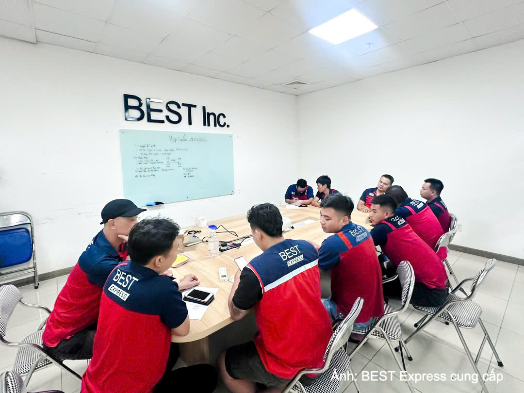 Một buổi training thường kỳ của đội vận tải.