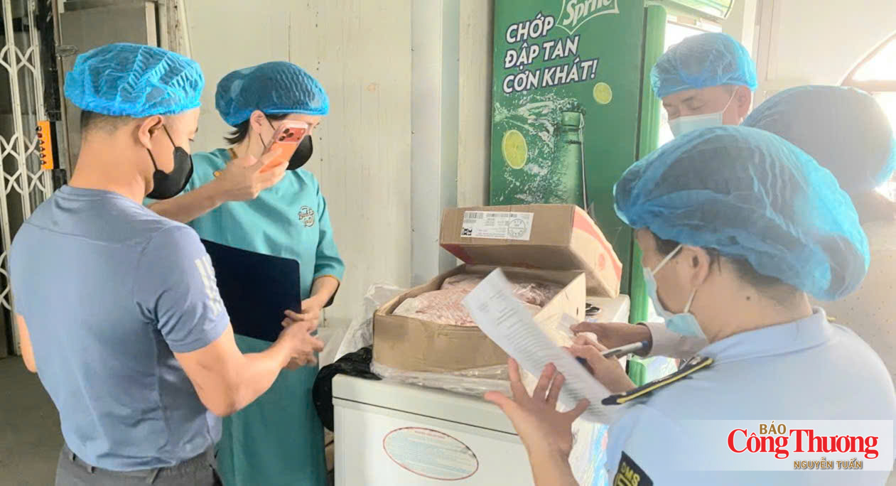 Thành phố Huế: Tăng kiểm tra thực phẩm cung cấp vào trường học