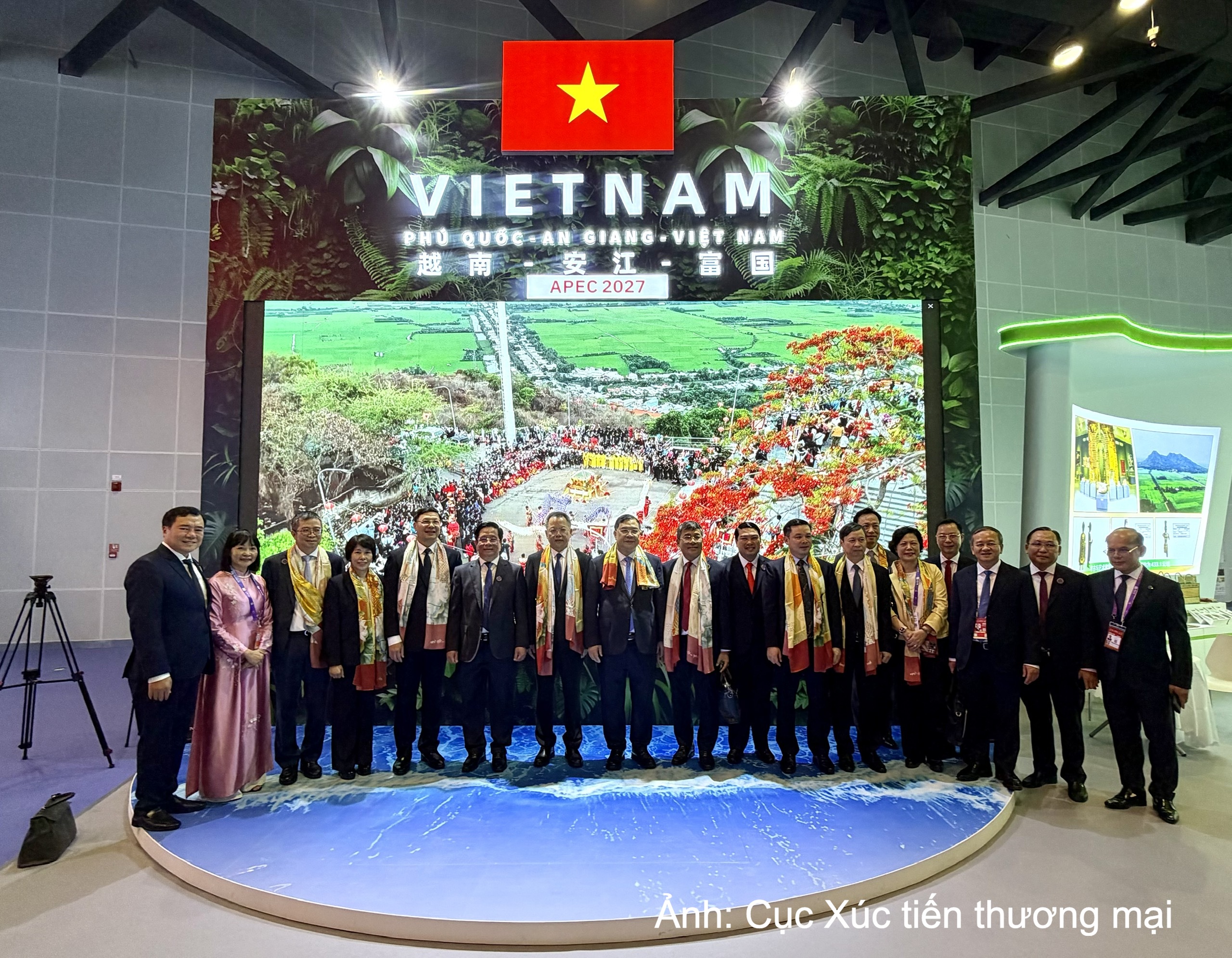 Việt Nam tham dự hội chợ CAEXPO và hội nghị CABIS lần thứ 23