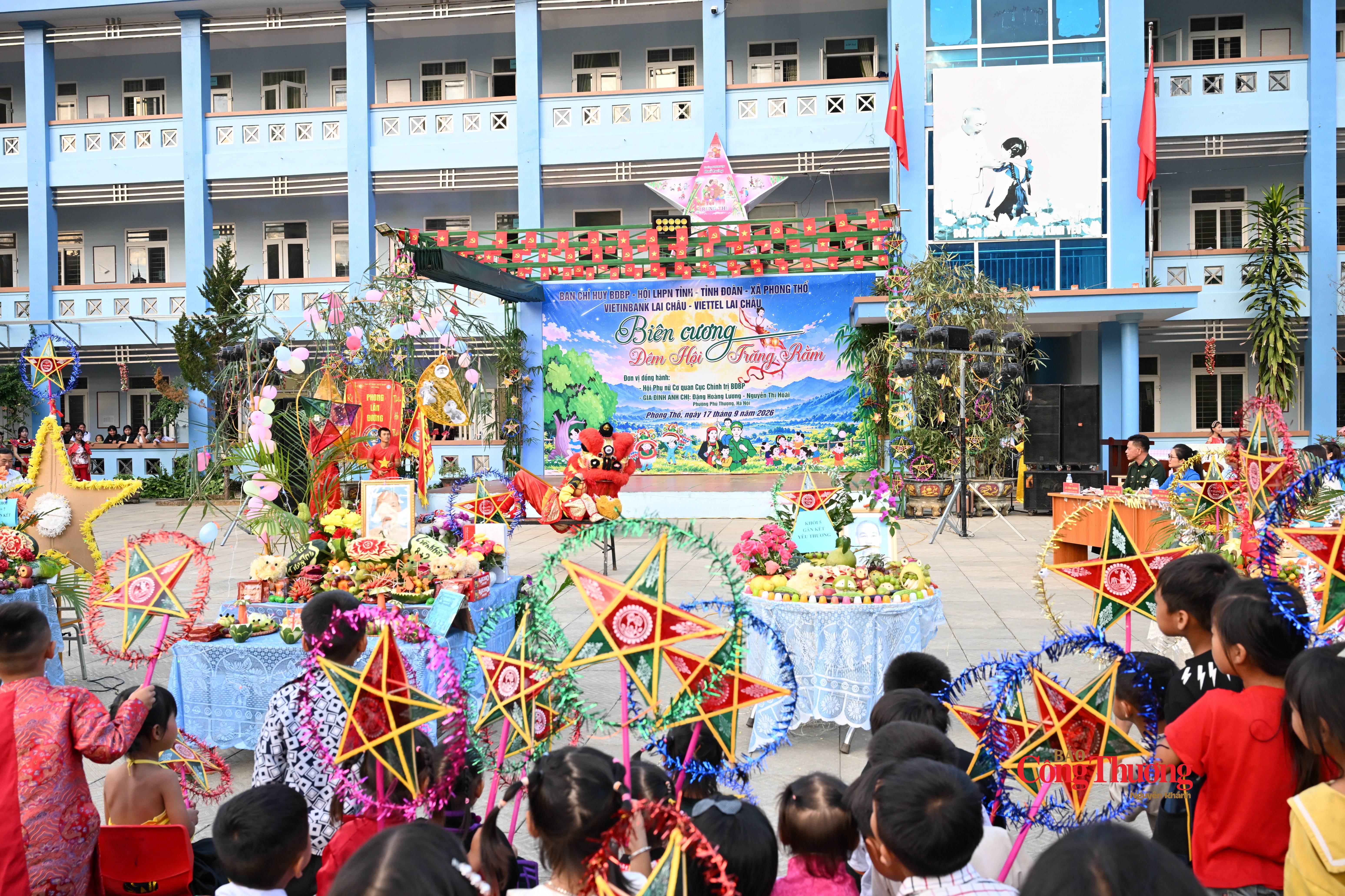Ấm áp tình quân dân trong “Biên cương - Đêm hội trăng rằm” - 1