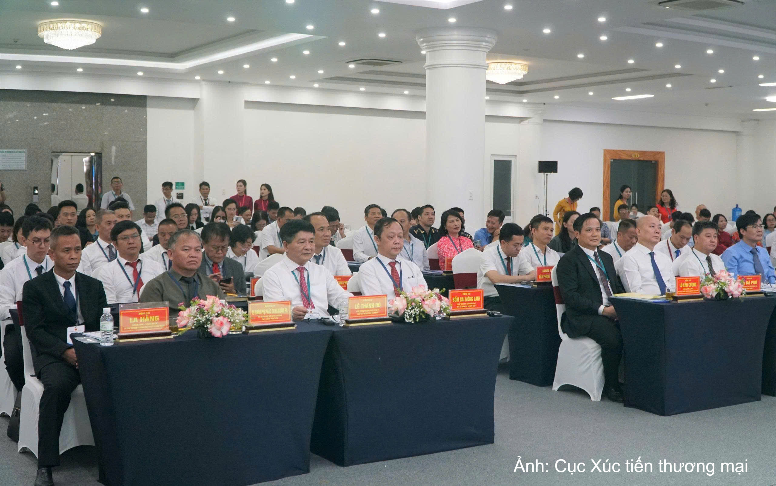 Thúc đẩy kết nối thương mại biên mậu Việt Nam - Lào - Trung Quốc