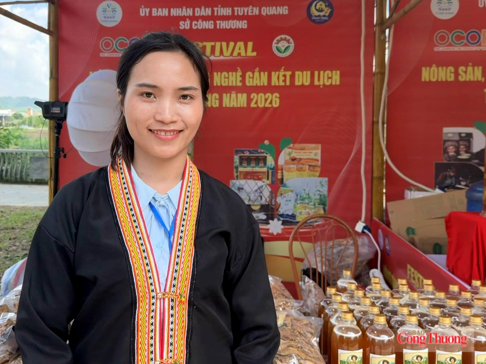 Từ măng rừng, mật ong mở thêm sinh kế vùng cao