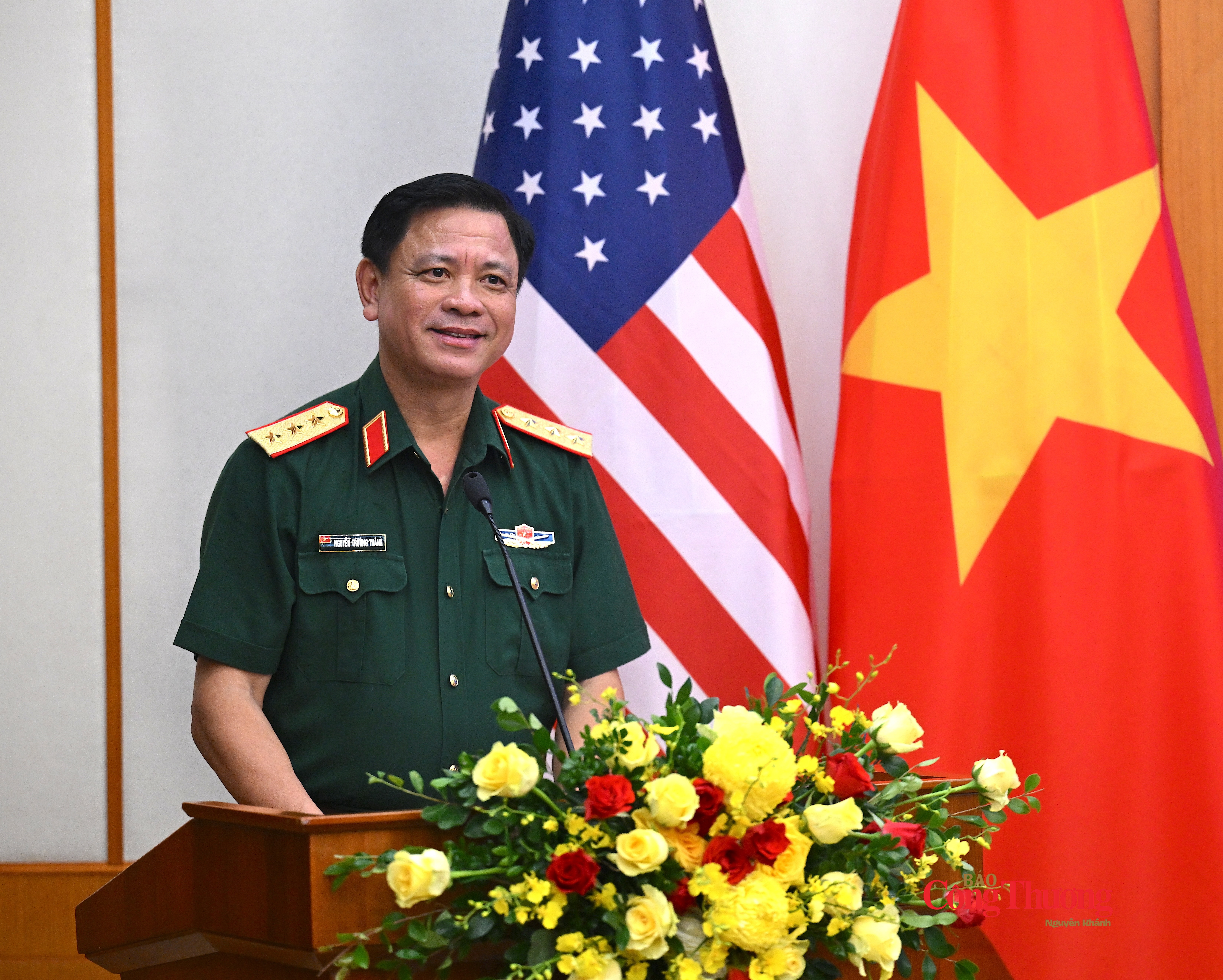 Thượng tướng Nguyễn Trường Thắng, Ủy viên Trung ương Đảng, Ủy viên Thường vụ Quân ủy Trung ương, Thứ trưởng Bộ Quốc phòng, Trưởng Cơ quan Thường trực Ban Chỉ đạo Quốc gia 701 phát biểu tại lễ ký kết.