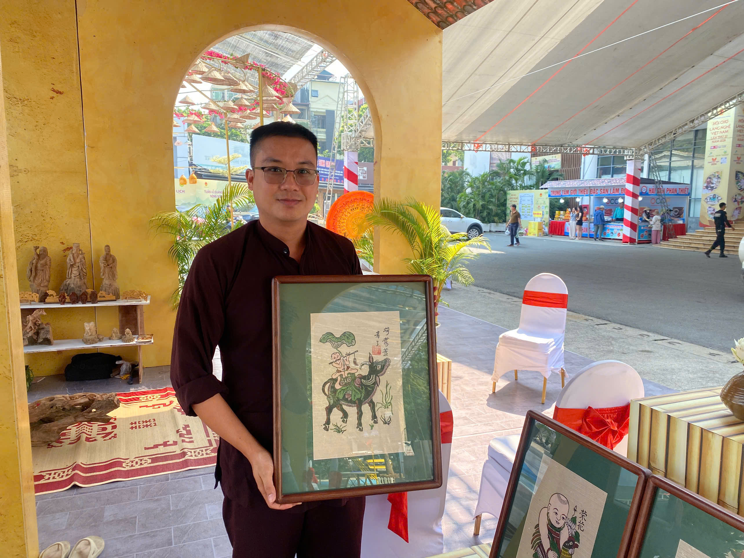 Thủ công mỹ nghệ Bắc Ninh mở rộng mạng lưới tiêu thụ, tìm cơ hội xuất khẩu qua hội chợ
