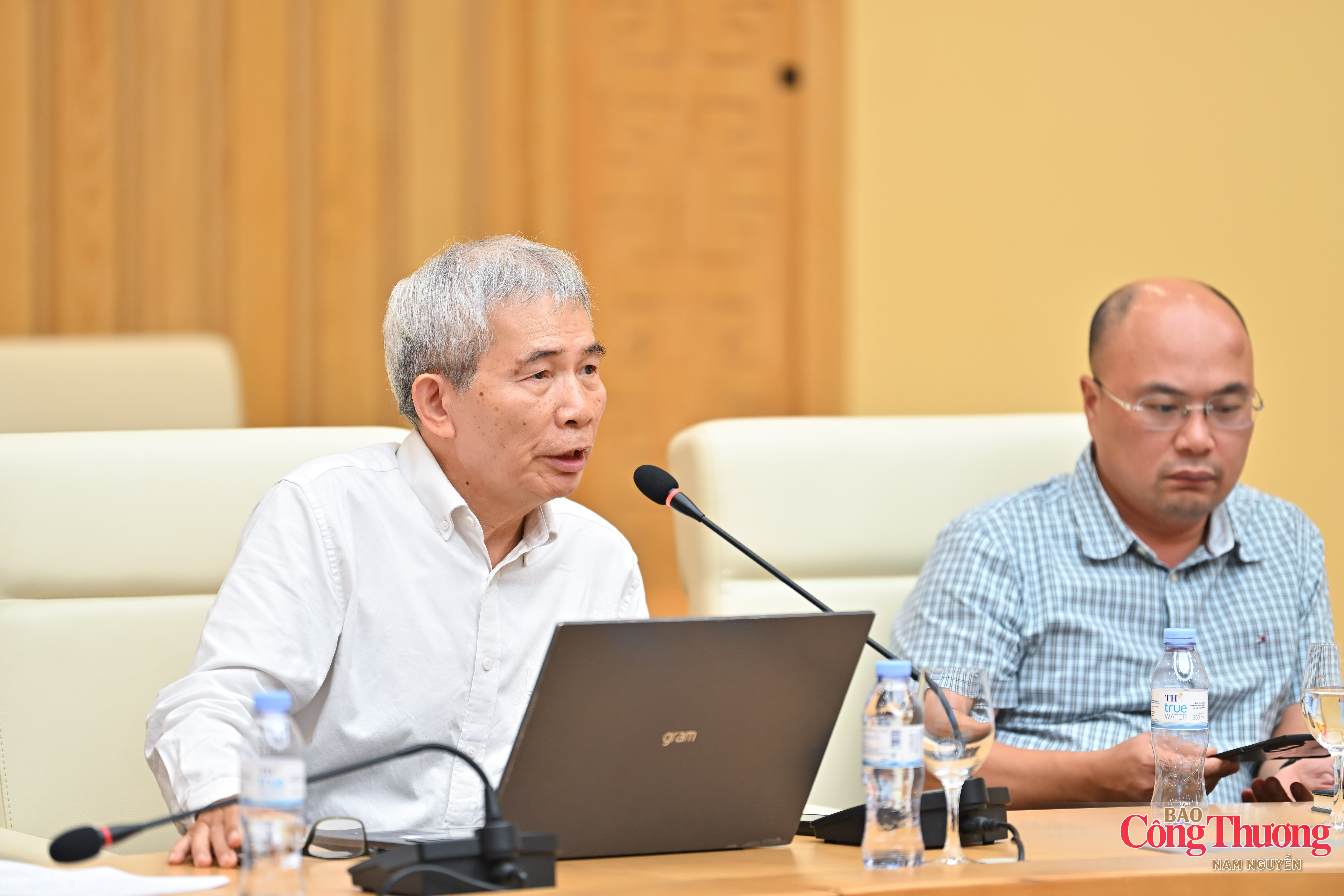 Chùm ảnh: Bộ Công Thương tổ chức hội thảo lấy ý kiến về Chiến lược xuất nhập khẩu hàng hóa đến năm 2030 - 10