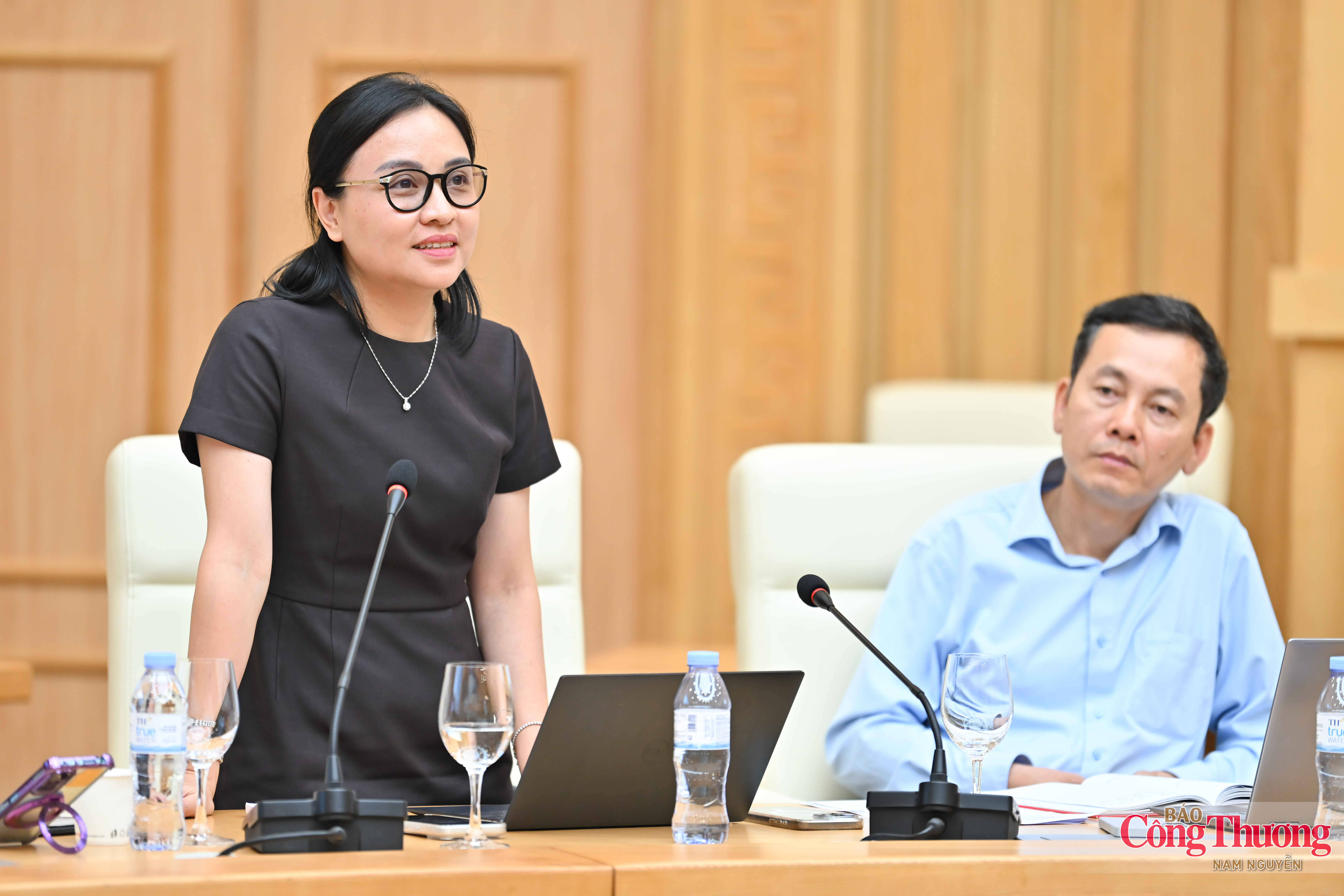 Chùm ảnh: Bộ Công Thương tổ chức hội thảo lấy ý kiến về Chiến lược xuất nhập khẩu hàng hóa đến năm 2030 - 6