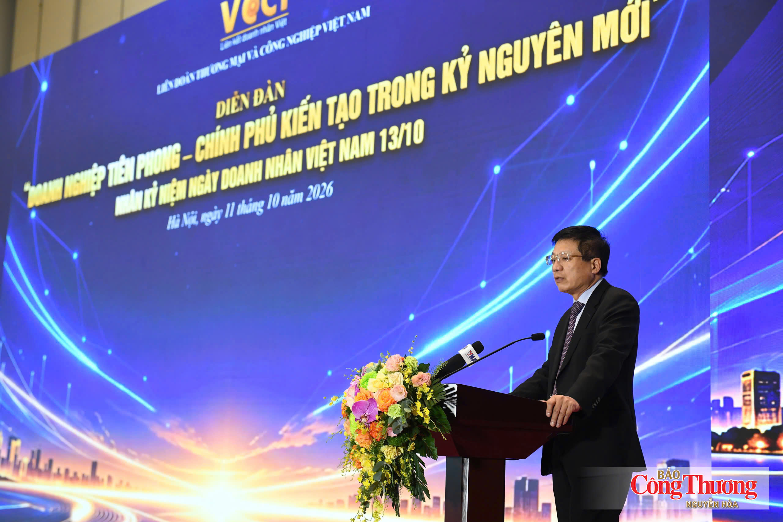 PGS.TS Hồ Sỹ Hùng, Chủ tịch VCCI phát biểu tại diễn đàn.