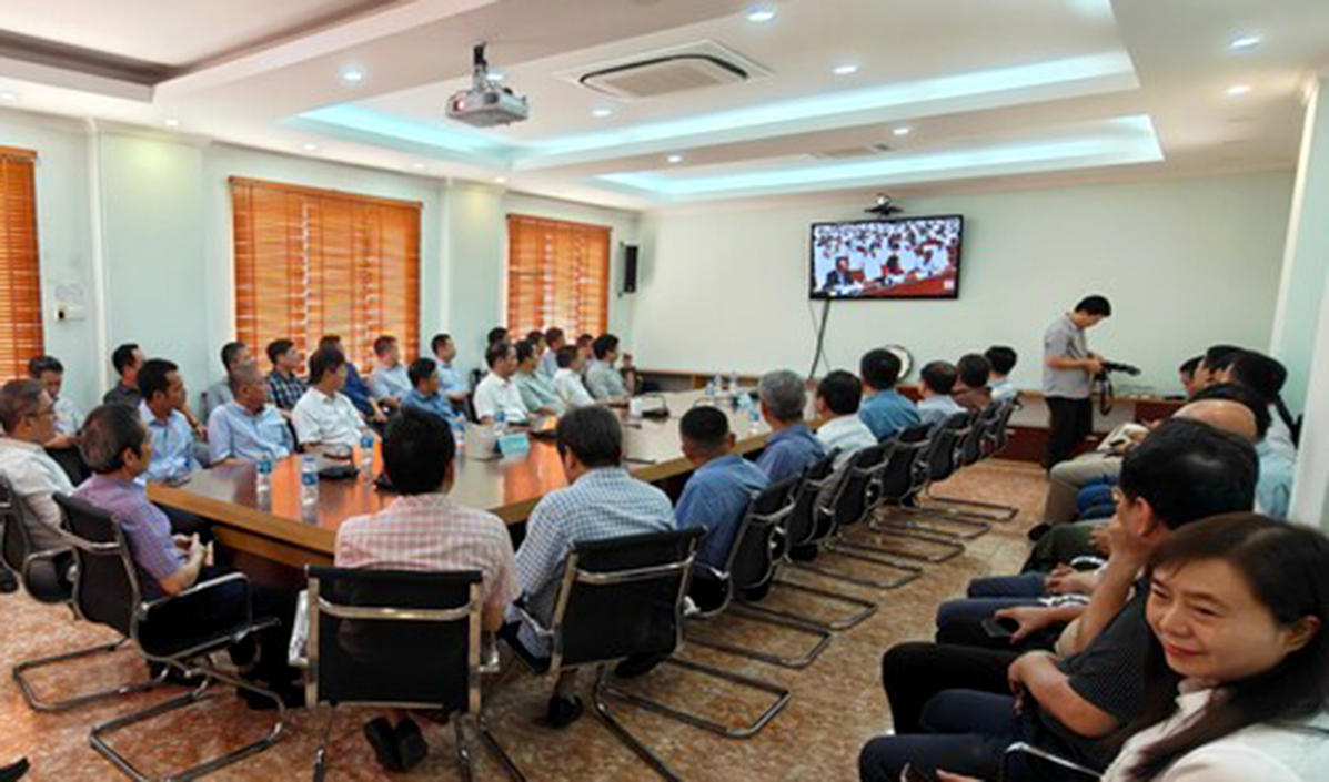 Đảng bộ Viện Nghiên cứu Cơ khí học tập, quán triệt Nghị quyết Hội nghị lần thứ Tư Ban Chấp hành Trung ương Đảng khóa XIV. Ảnh: Viện Nghiên cứu Cơ khí