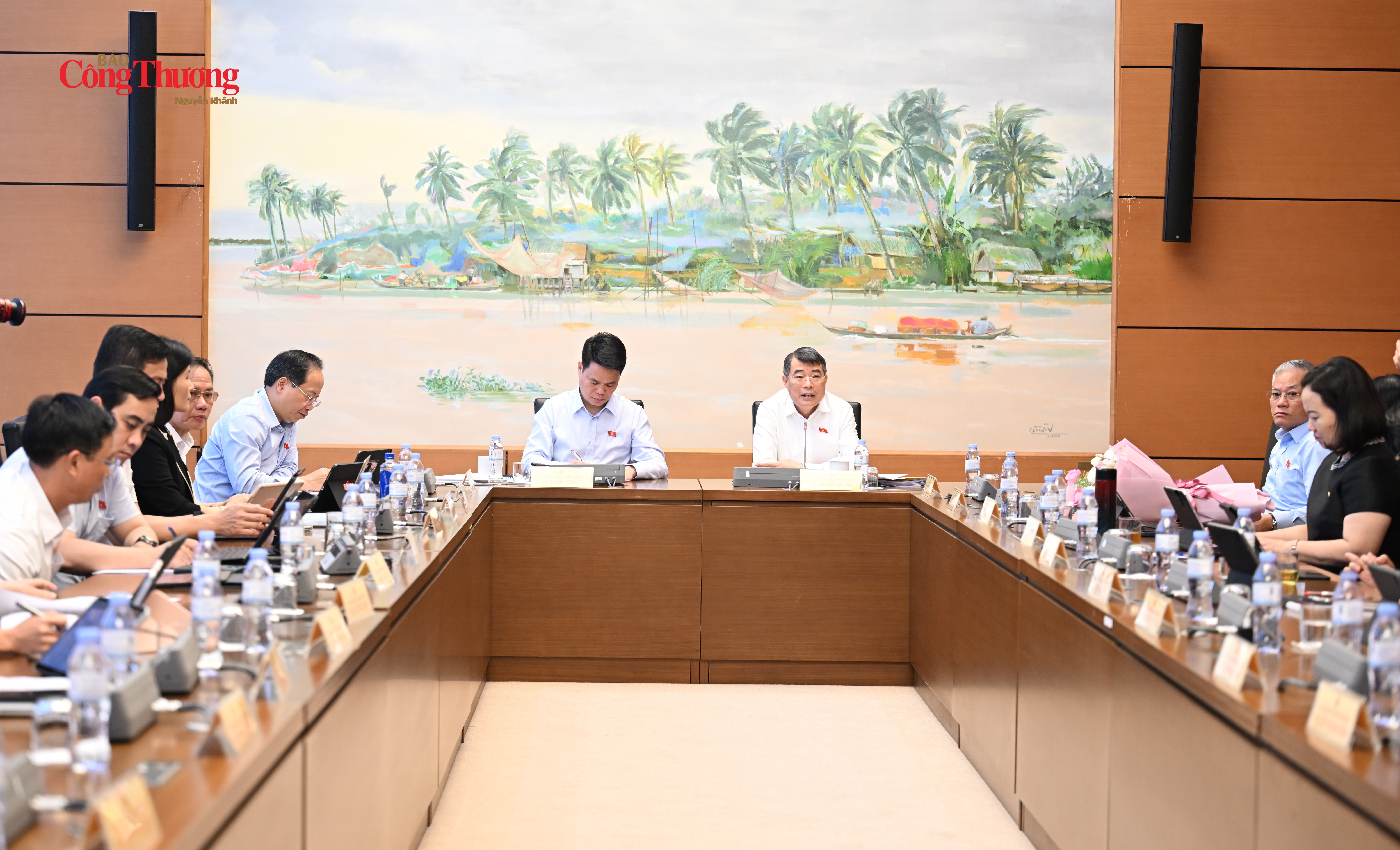 Thủ tướng Chính phủ Lê Minh Hưng đề nghị rà soát, hoàn thiện dự thảo Luật để bảo đảm tính đồng bộ với pháp luật về đất đai, nhà ở, kinh doanh bất động sản và đấu thầu.
