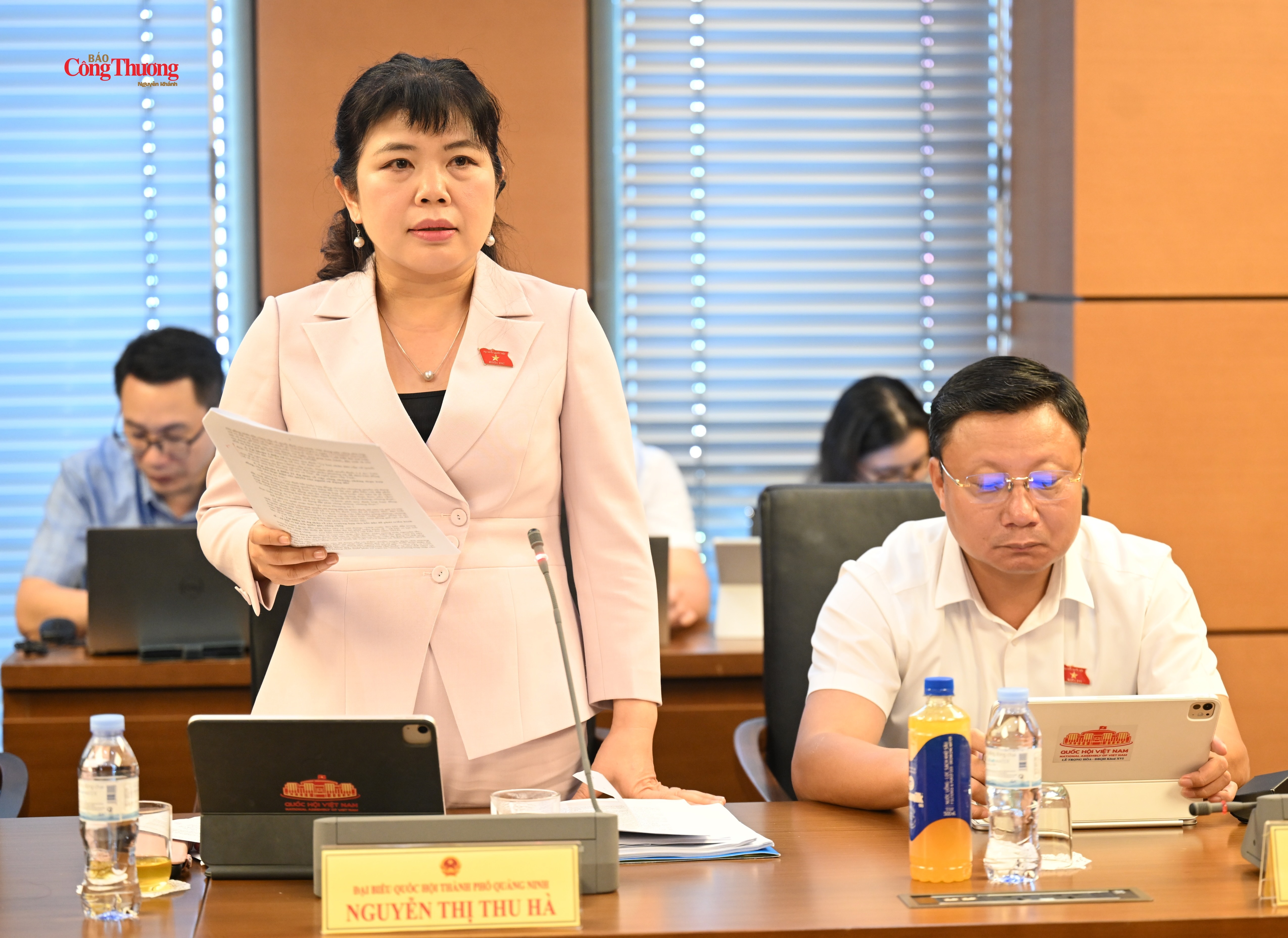 Đại biểu Nguyễn Thị Thu Hà (Đoàn đại biểu Quốc hội tỉnh Quảng Ninh).