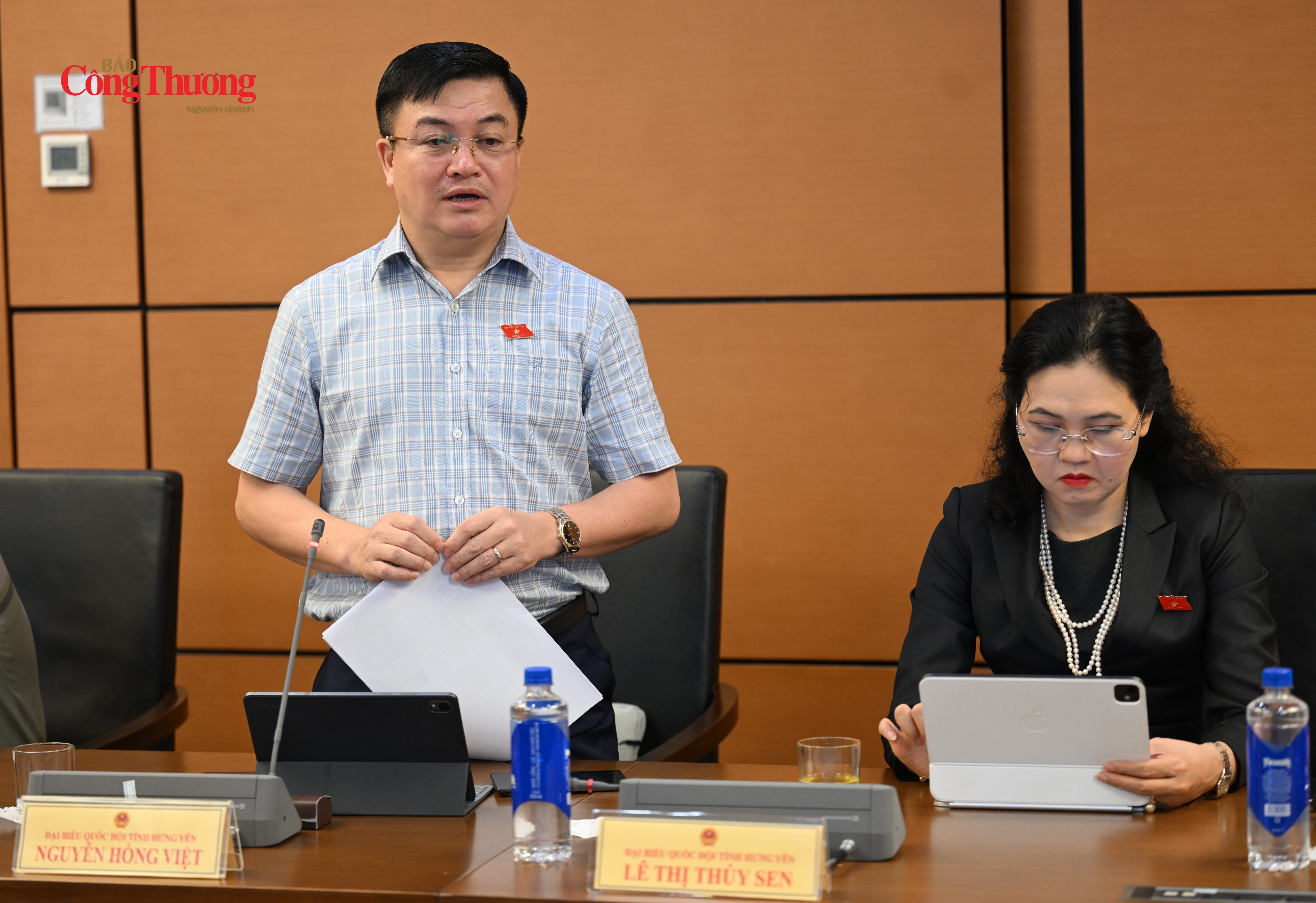 Đại biểu Nguyễn Hồng Việt (Đoàn đại biểu Quốc hội tỉnh Hưng Yên).